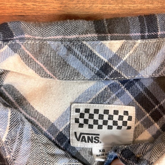 Vans - Women's Flannel, size XS - Picture 4 of 7